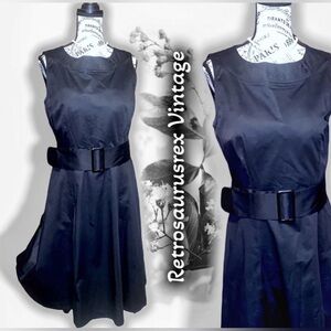 H&M Vintage Style Pin Up Black
Circle Skirt Dress, Size 12 Excellent Condition